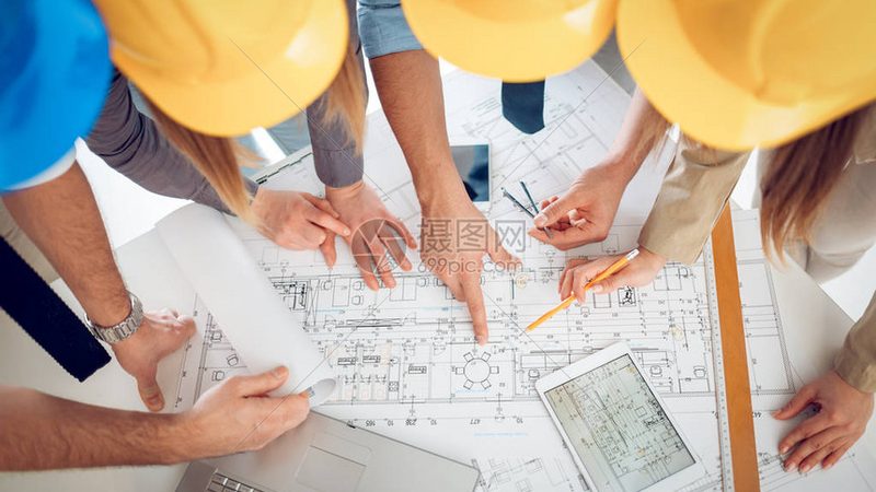 高层建筑幕墙选型：单元式与框架式到底谁更靠谱